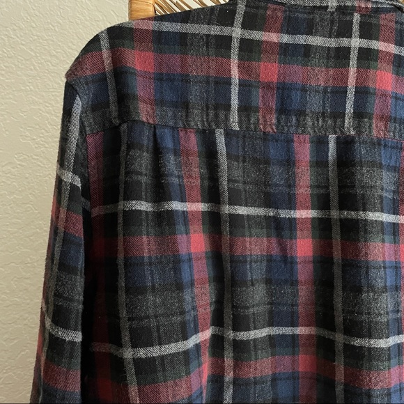 Mens blue plaid flannel button down shirt - Picture 5 of 5